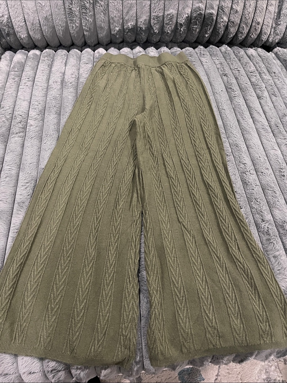 Very J Olive Green Knit Wide-Leg Pants